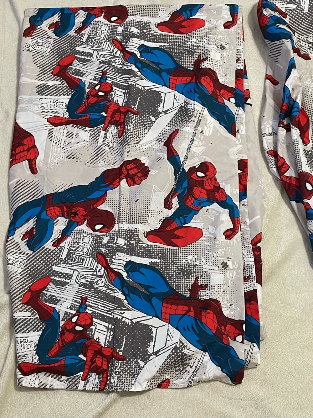 Spider-Man Kids Full Sheet and Fitted Sheet   - Red & Blue New Out of Package